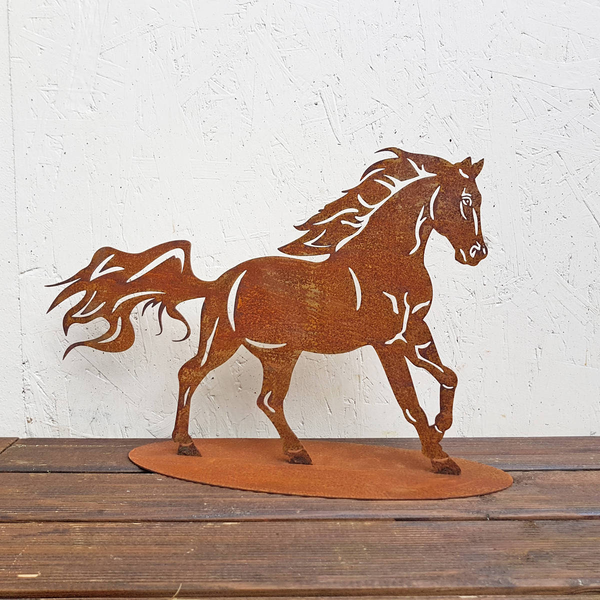 Galoppierendes Pferd aus Rosteisen, L. 43cm