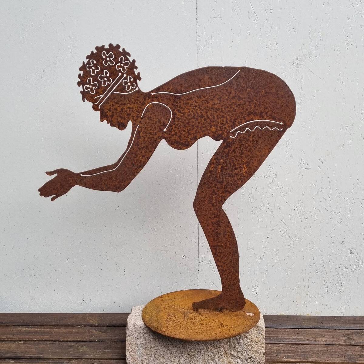 Schwimmerin aus Rosteisen, 72 cm 