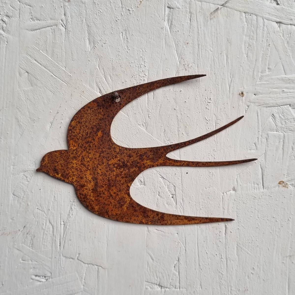 Schwalbe aus Rosteisen, 11 cm 