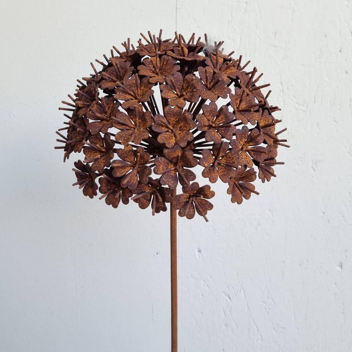 Fleur en fer rouillé, 147 cm 