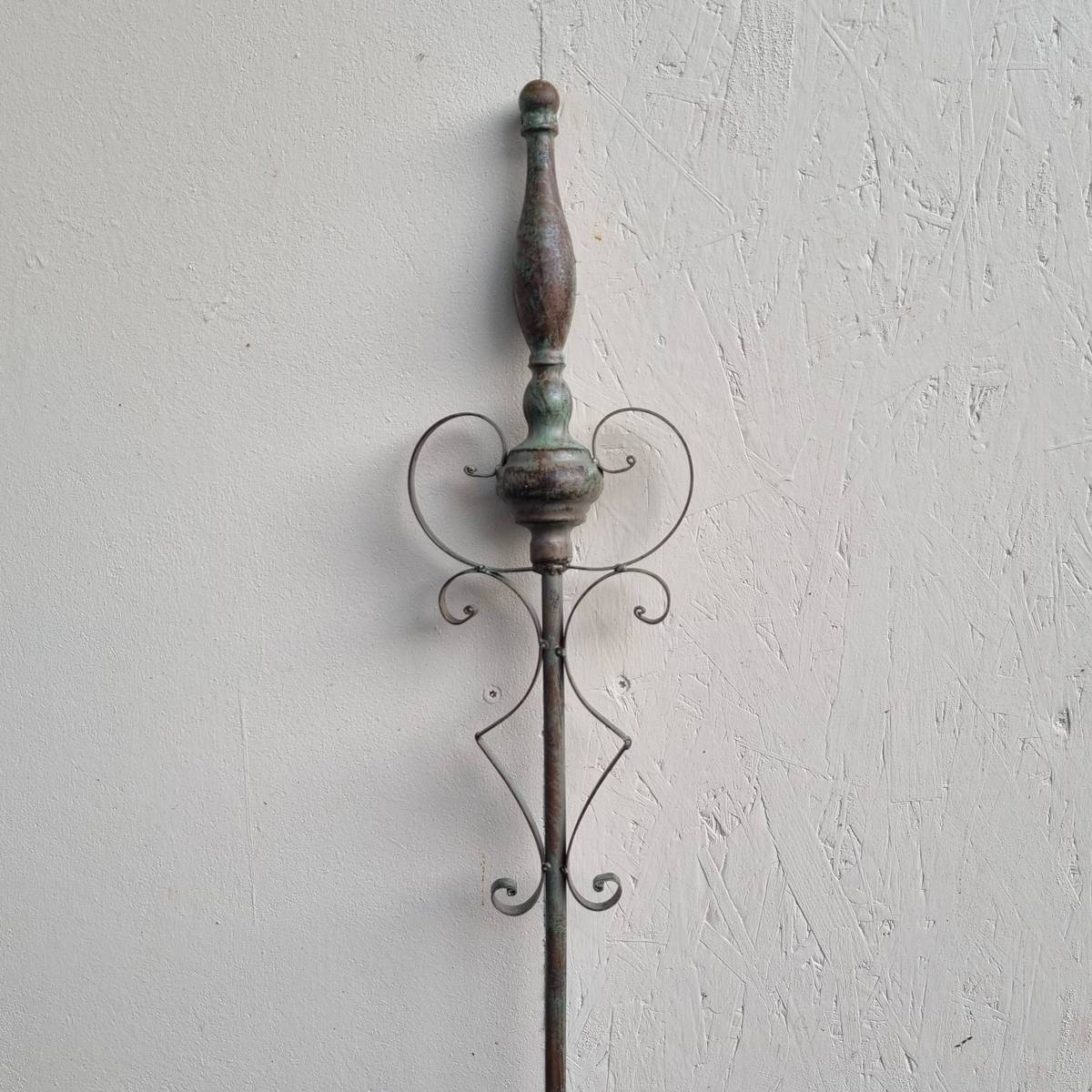 Tige avec deco en métal, 154 cm 