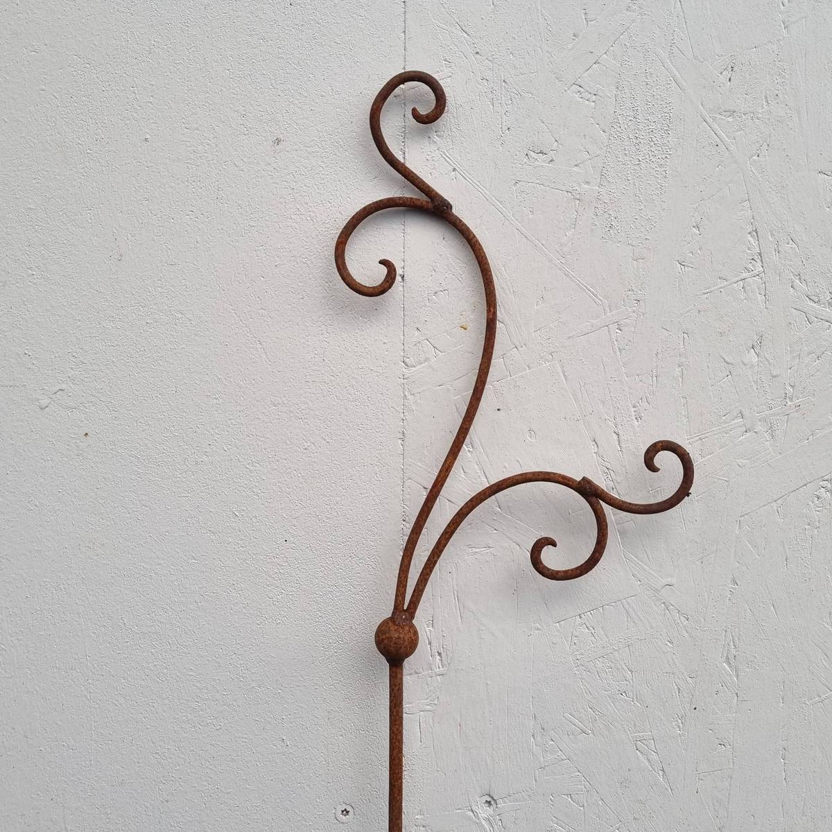 Tige avec deco en fer rouillé, 160 cm 