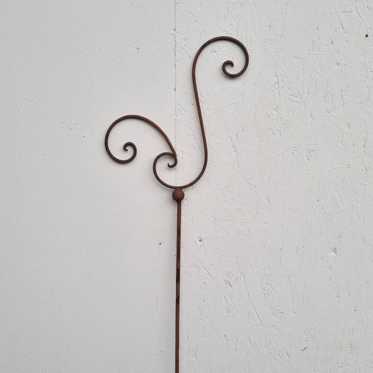 Tige avec deco en fer rouillé, 160 cm 