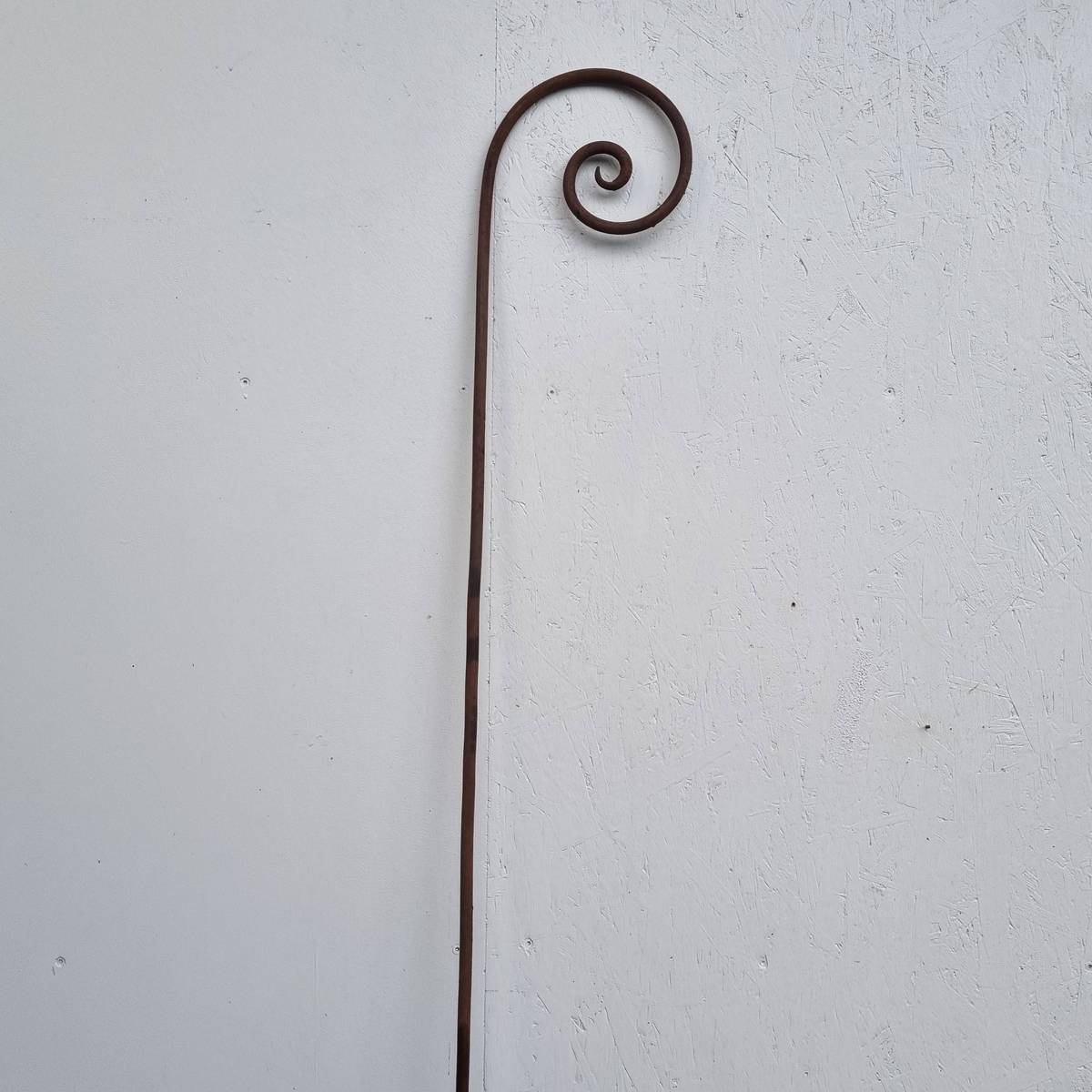 Tige avec deco en fer rouillé, 220 cm 