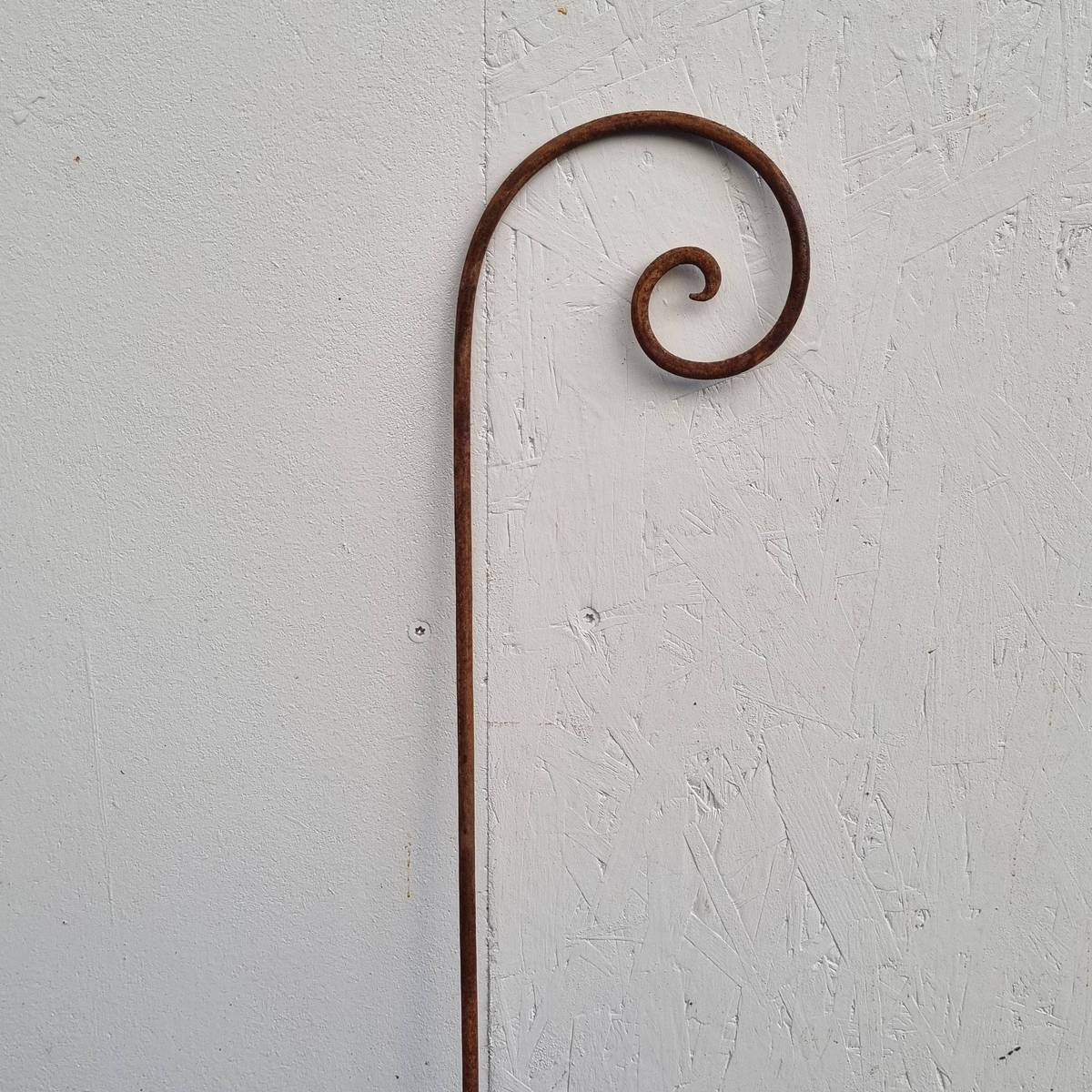 Tige avec deco en fer rouillé, 140 cm 