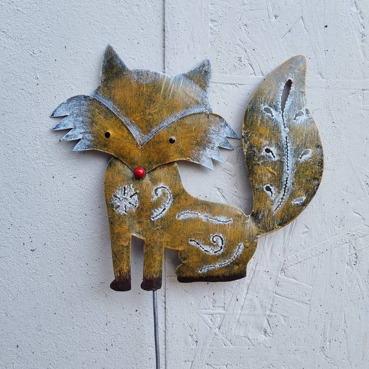 Renard en métal peint, sur tige, 62 cm 