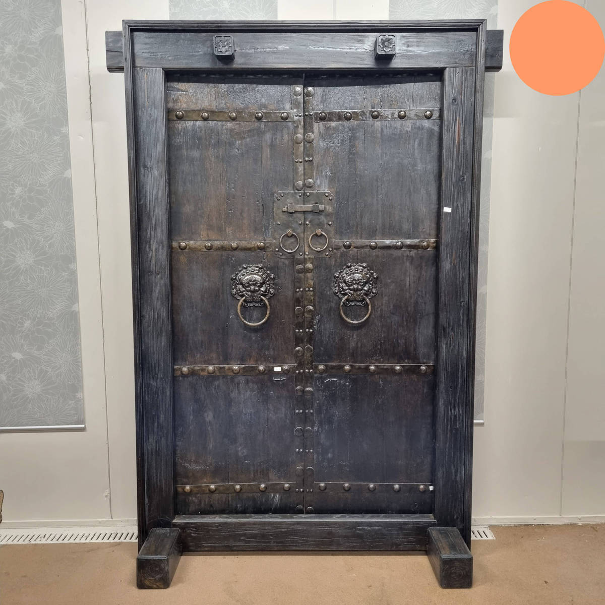 Antike Tür aus China, mit Rahmen 