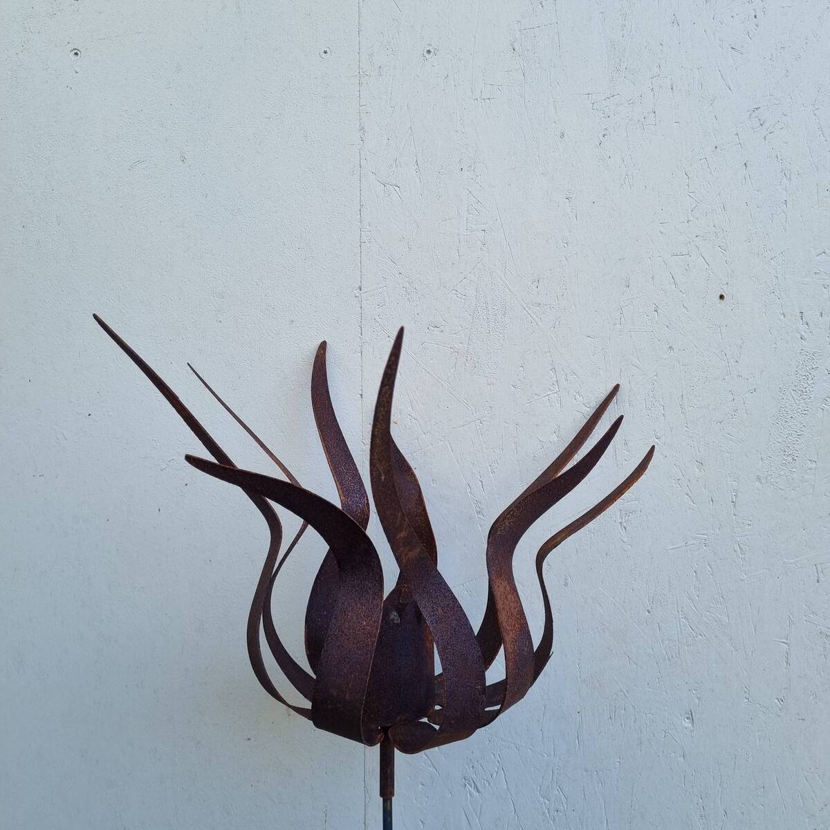 Fleur en fer rouillé, à piquer, 150 cm 