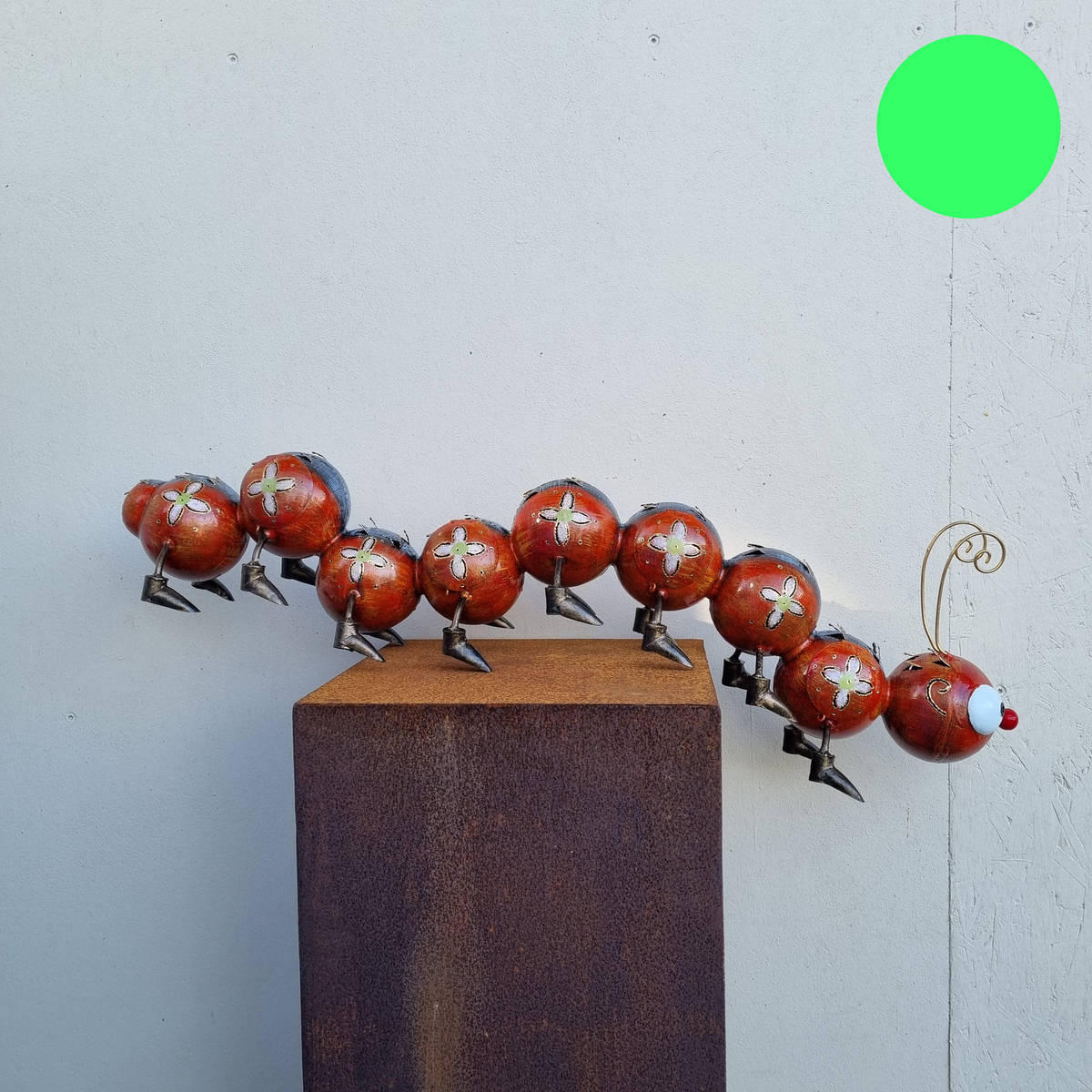 Chenille en métal peint, longueur 87 cm 