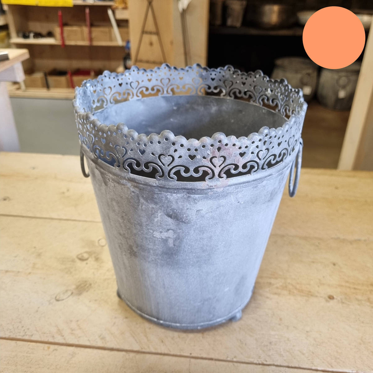 Cache-pot en métal vieilli, 20 cm 