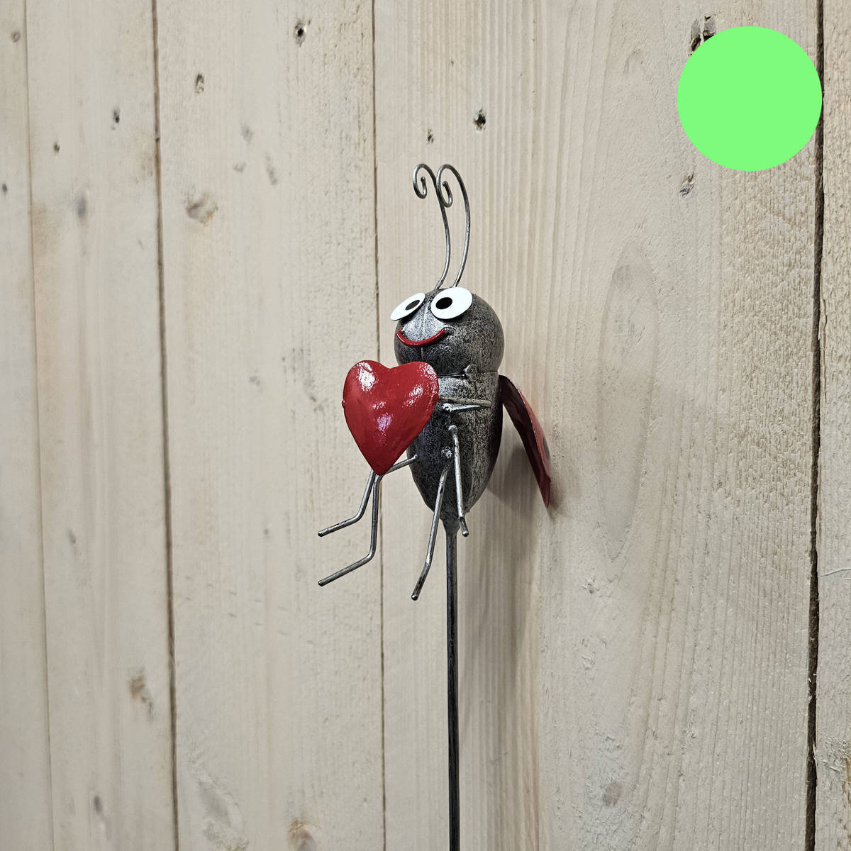 Marienkäfer aus Metall, bemalt, mit Herz, am Stab, 60 cm 