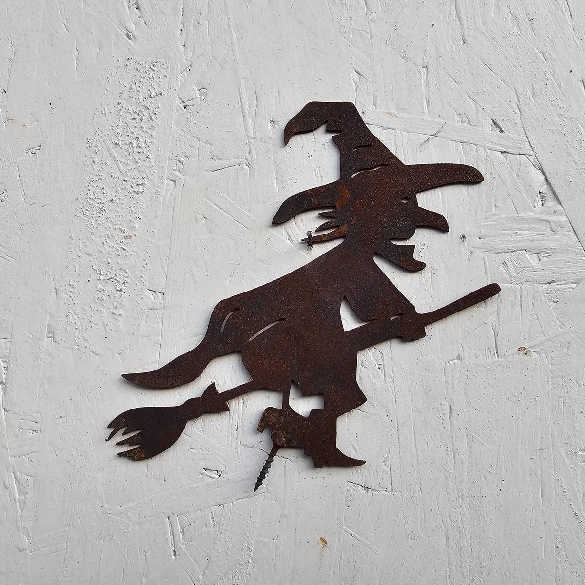 Hexe aus Rosteisen, 16 cm, zum hängen 