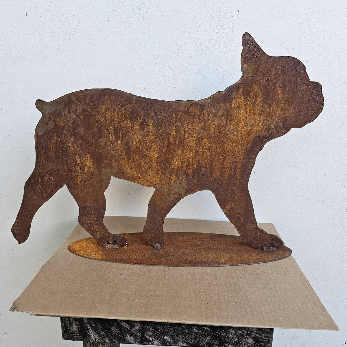 Bulldogge aus Rosteisen, 35 cm 