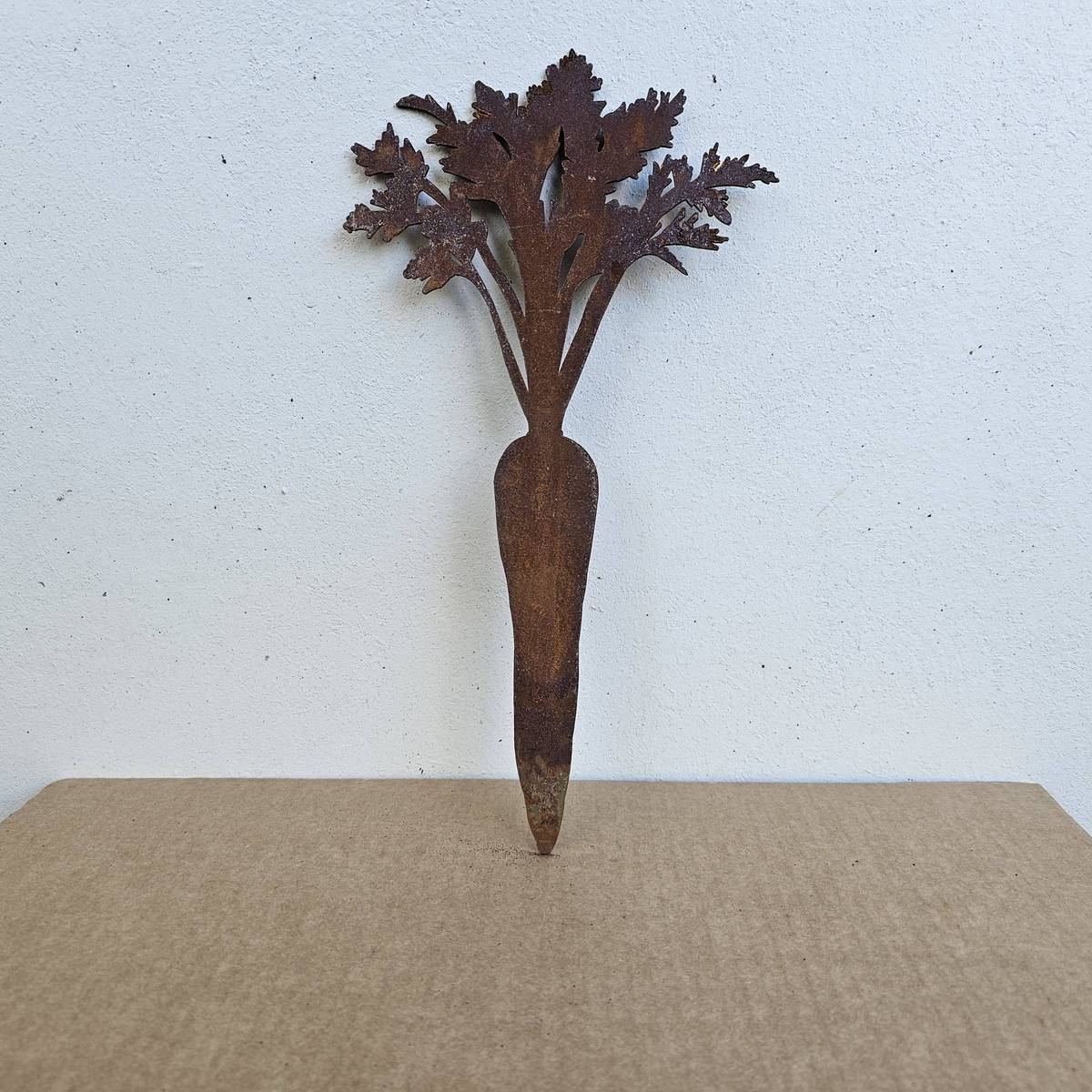 Karotten aus Rosteisen, zum stecken, 29 cm 