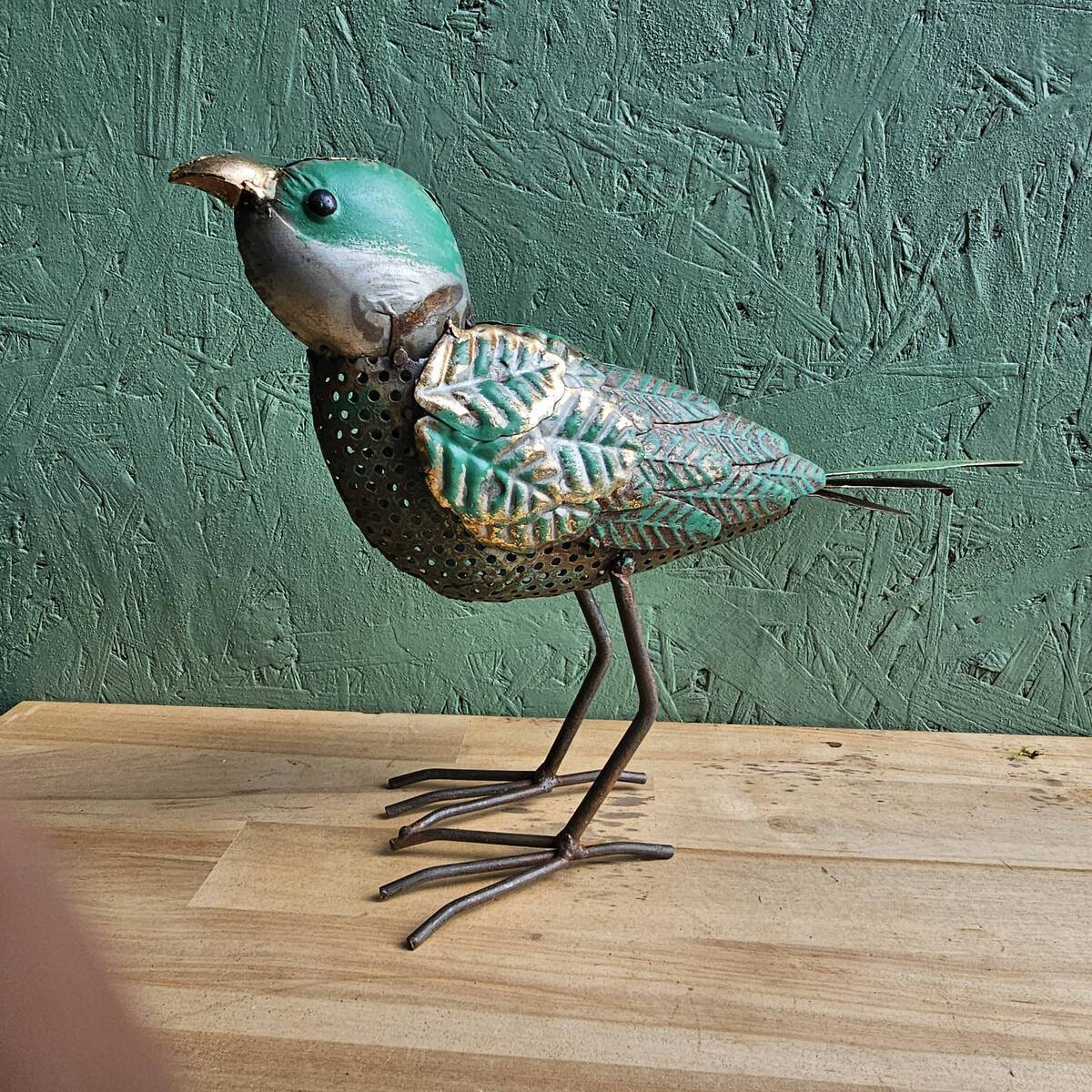 Vogel aus Metall bemalt, 23 cm 