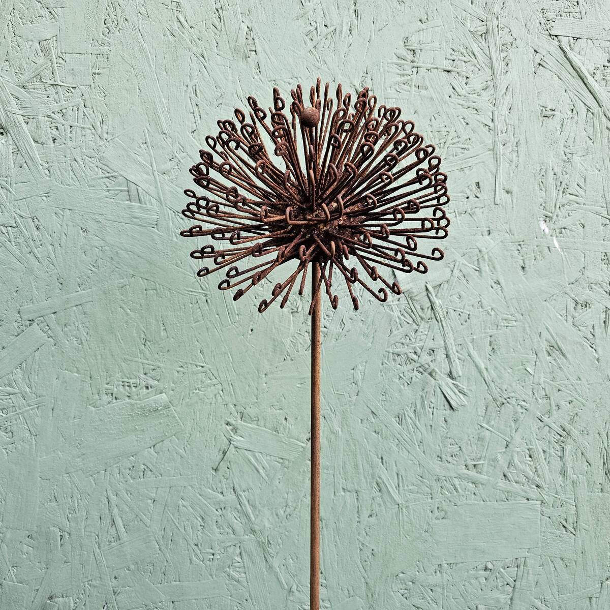 Blume aus Rosteisen, Ø 20 cm, H. 142 cm 