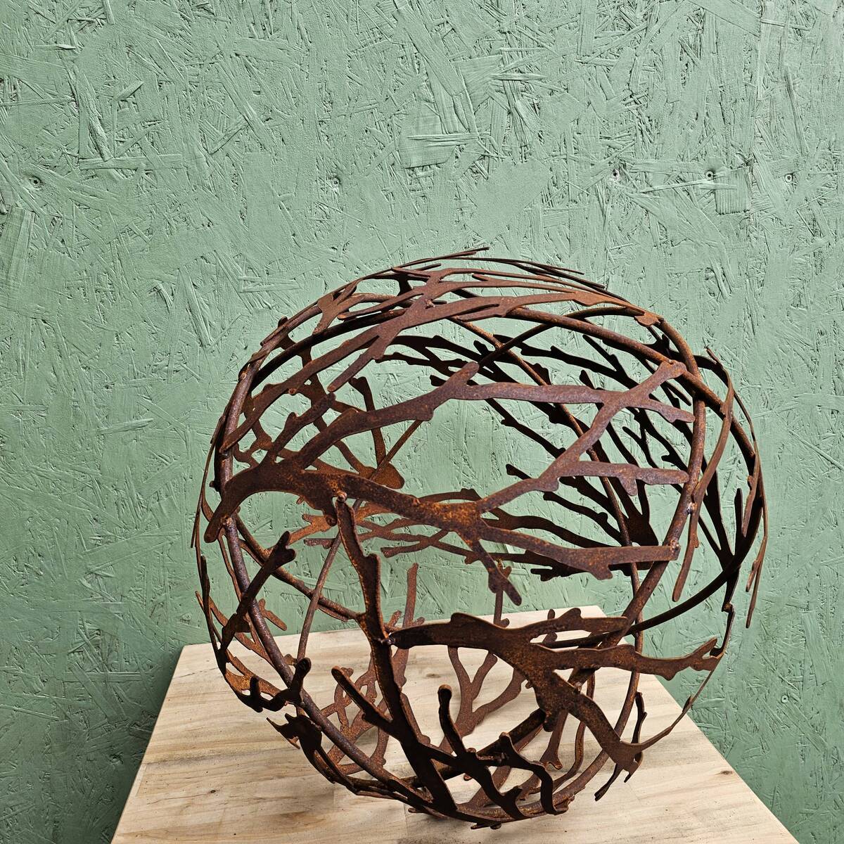 Kugel aus Ästen, Rosteisen, ⌀ 50 cm 